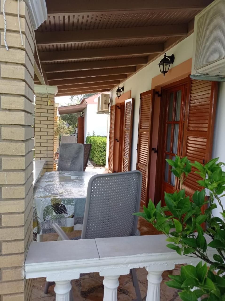 Apartment Yannis 1 Roda (Corfu)